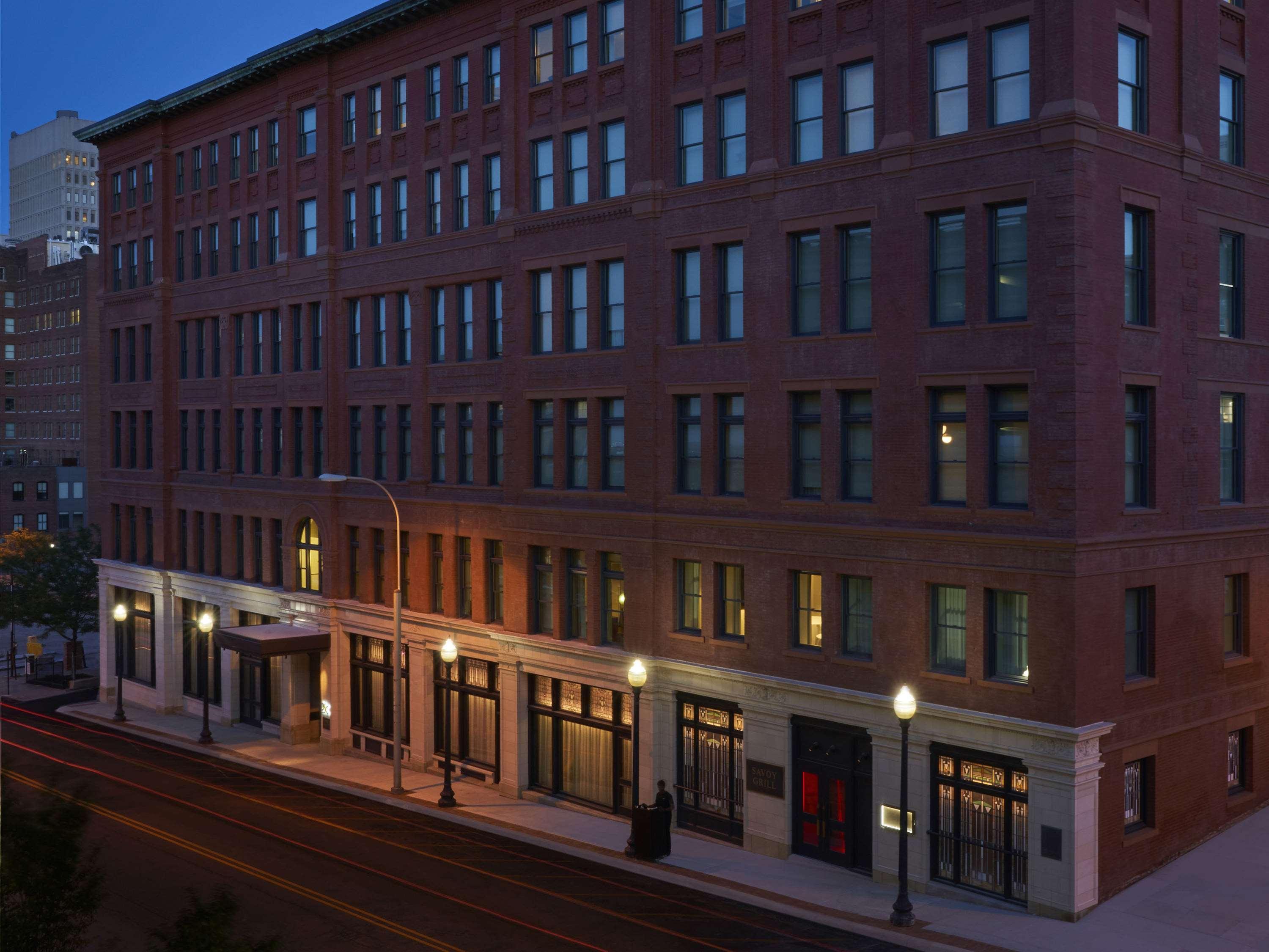 Hotel Savoy Kansas City, Tapestry Collection By Hilton 4*
