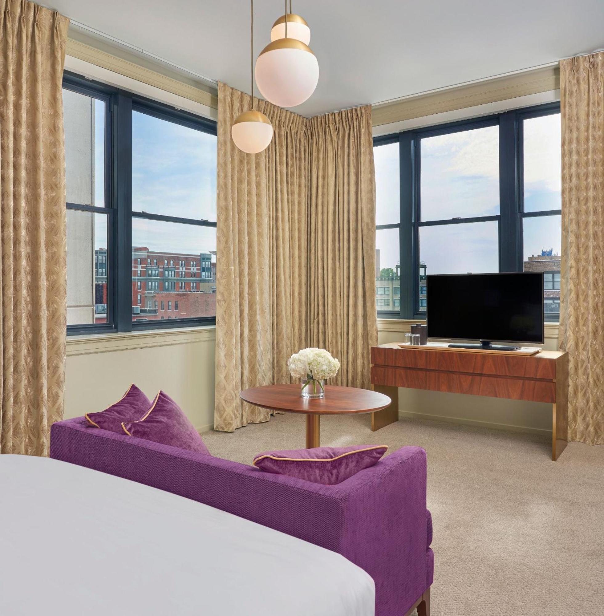 Savoy Kansas City, Tapestry Collection By Hilton Hotel