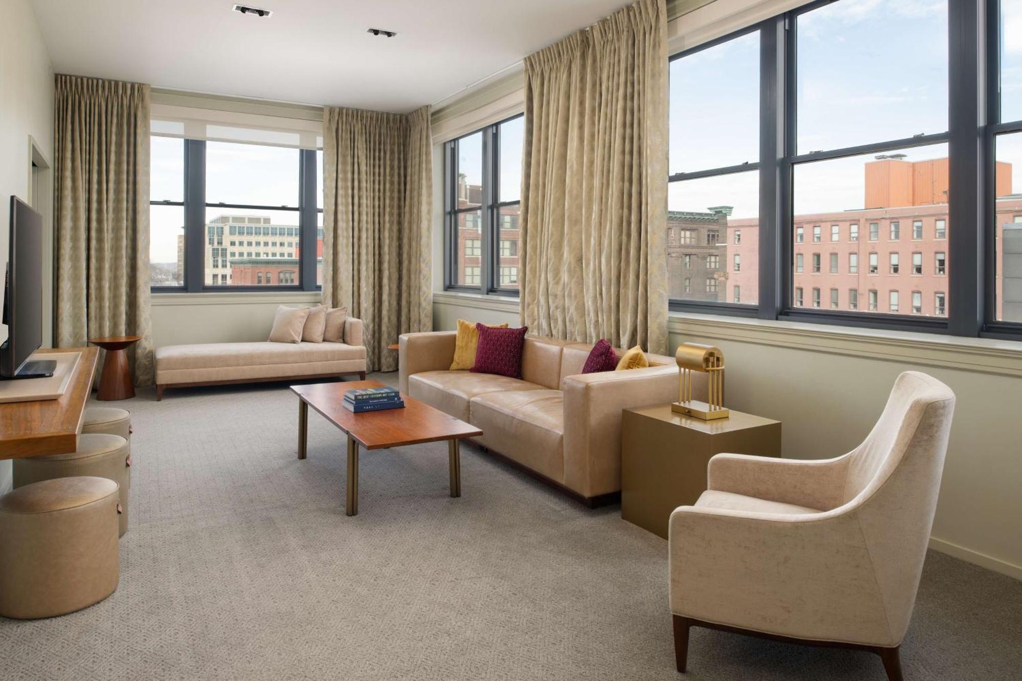 Savoy Kansas City, Tapestry Collection By Hilton Kansas City